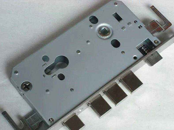 尖山24小时上门开锁公司